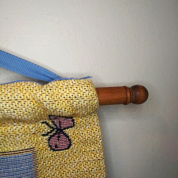 Vintage Winnie The Pooh & Christopher Robin Leap Frog Tapestry Wall Hanging - Picture 3 of 6